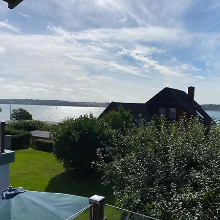 Leilighet An Overlooking The Harbor Fjord *